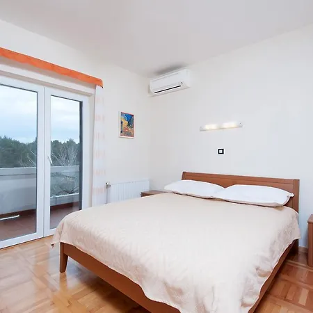 Frankie Apartment *